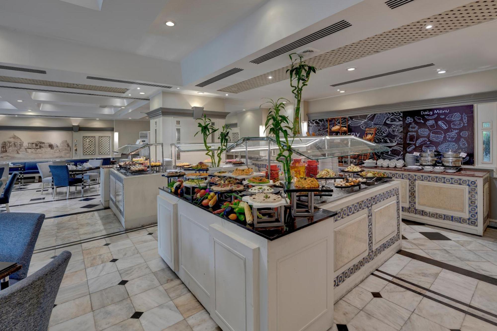 Karachi Marriott Hotel Екстериор снимка