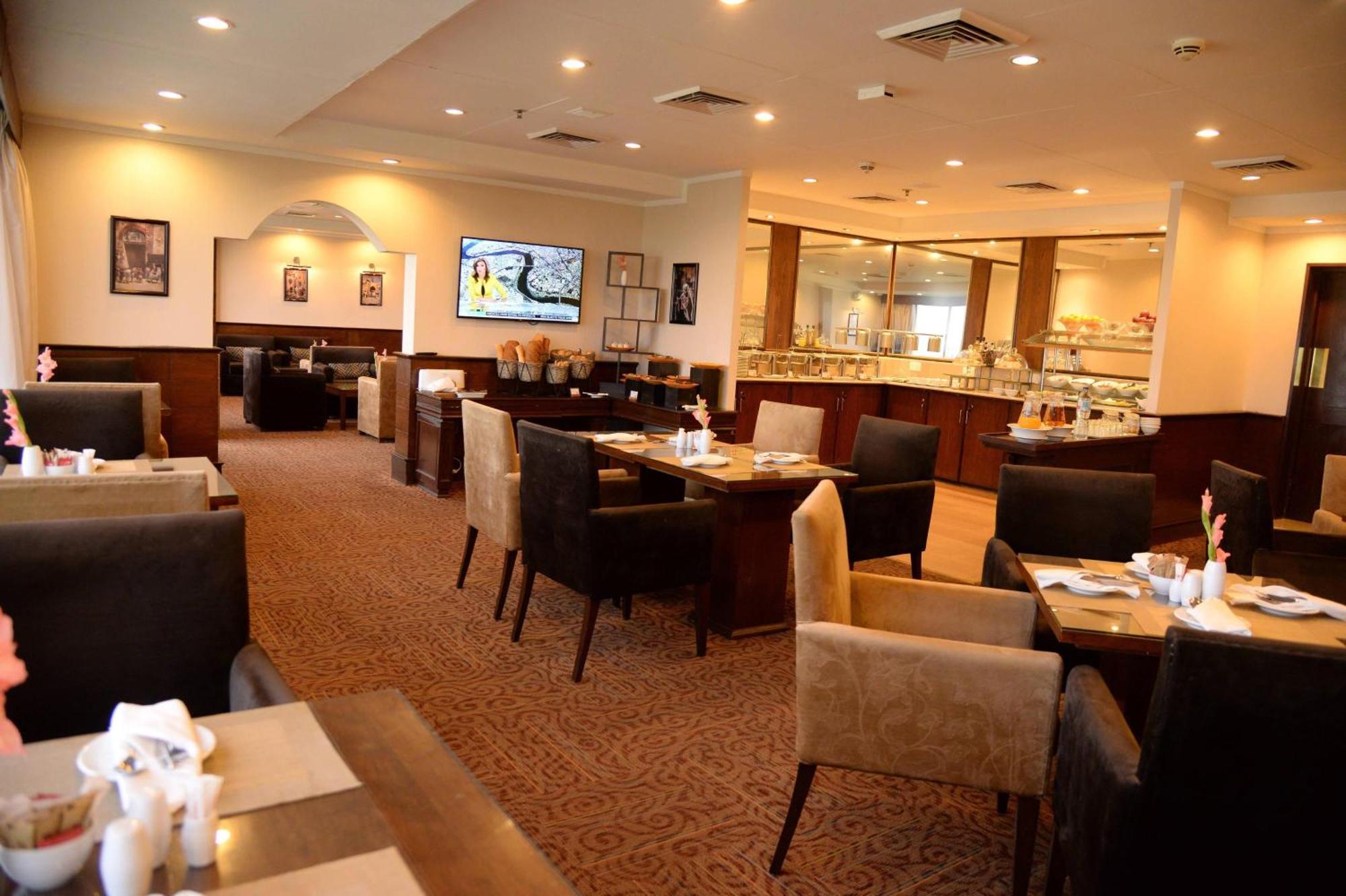 Karachi Marriott Hotel Екстериор снимка