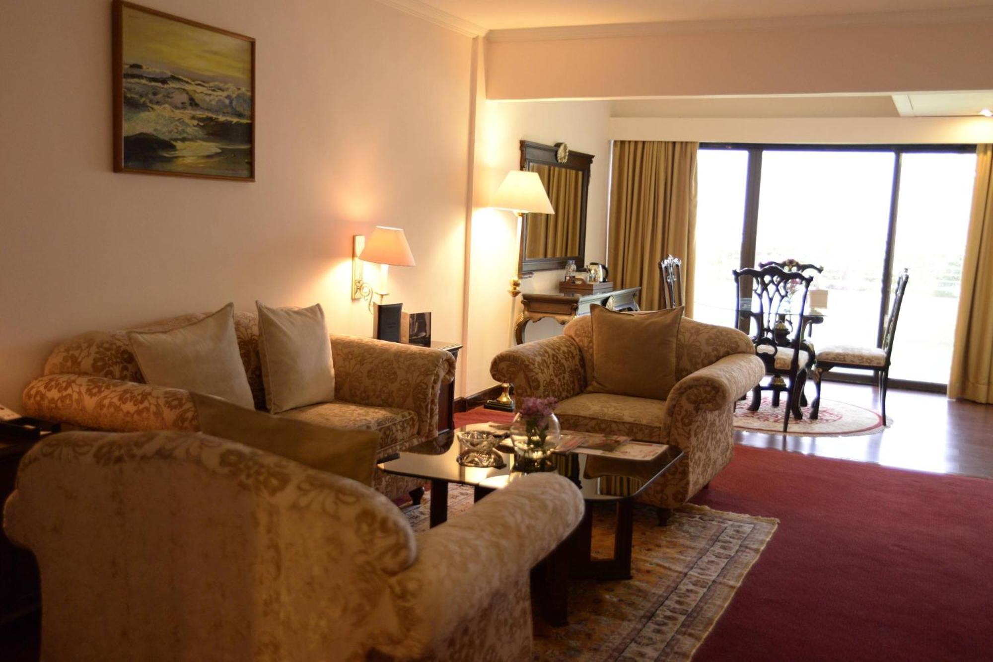 Karachi Marriott Hotel Екстериор снимка