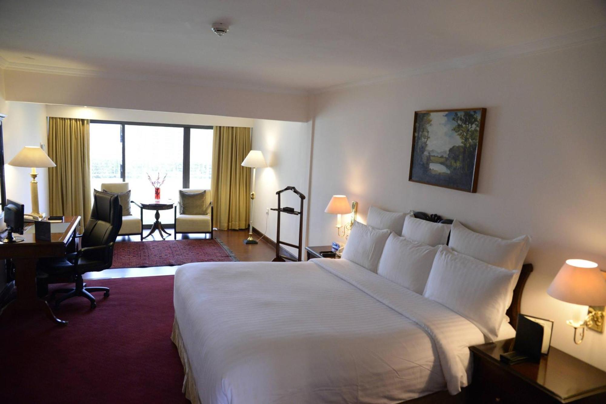 Karachi Marriott Hotel Екстериор снимка
