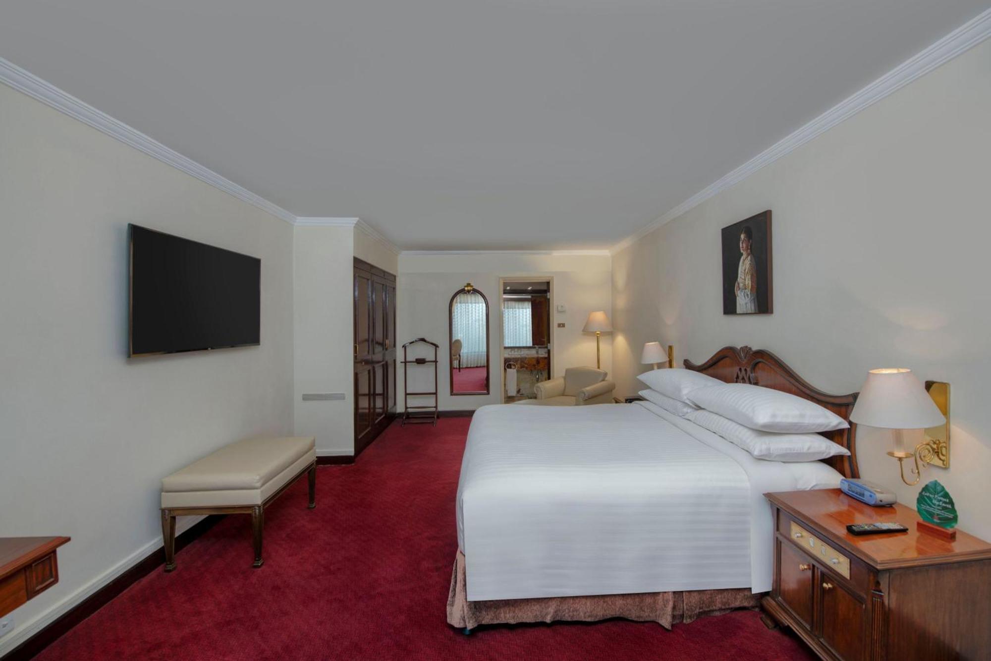 Karachi Marriott Hotel Екстериор снимка